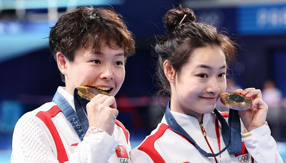 NBA：独行侠击败雄鹿 东契奇全场三双