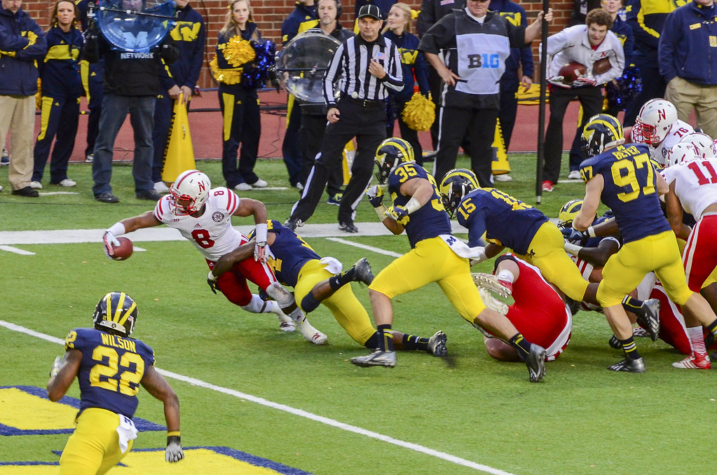 潇洒倒钩，C罗破门时的心率高达172bpm